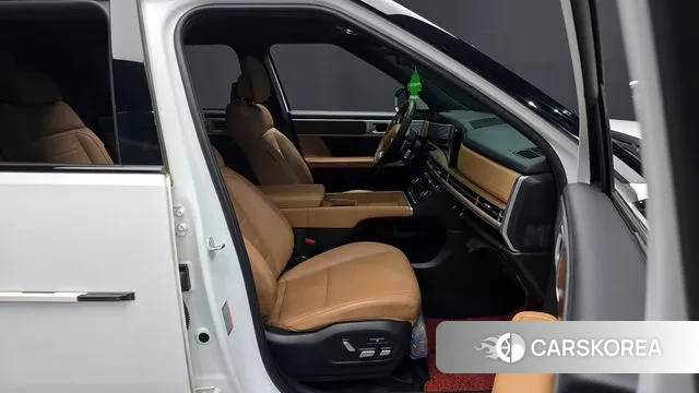 Hyundai Santa Fe (MX5) 2023 Белый из Кореи, фото 2