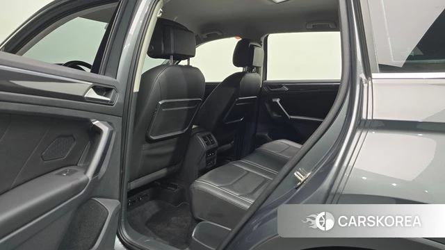 Volkswagen Tiguan second Generation 2020 Серый из Кореи, фото 2