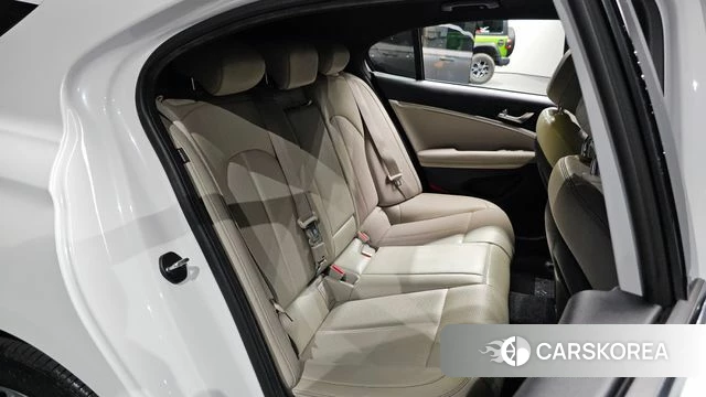 Genesis The New G70 Shooting Brake 2022 Белый из Кореи, фото 2