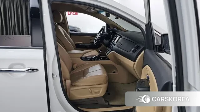 Kia The New Carnival 2019 Белый из Кореи, фото 2