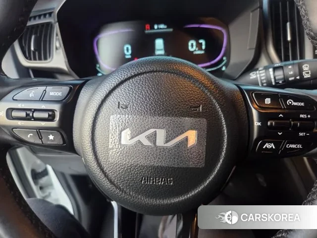 Kia The New Kia Ray 2023 Белый из Кореи, фото 2