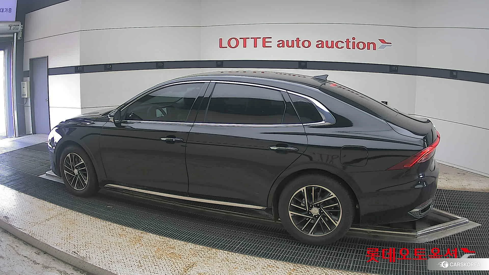 Hyundai Grandeur 2022 Черный из Кореи, фото 2