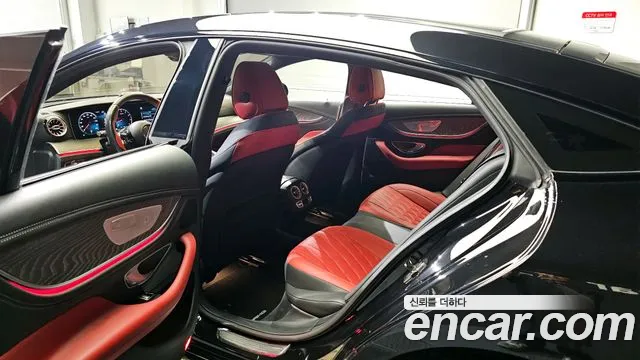 Mercedes-Benz AMG GT 2023 Черный из Кореи, фото 2