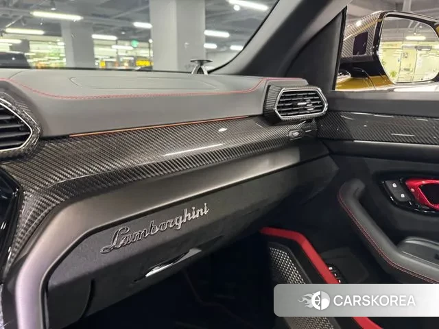 Lamborghini Urus 2024 Желтый из Кореи, фото 2