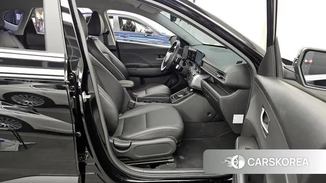 Hyundai Kona (SX2) 2023 Черный из Кореи, фото 2