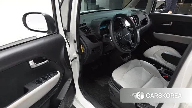 Kia The New Kia Ray EV 2023 Белый из Кореи, фото 2