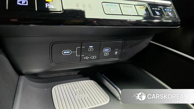 Hyundai Grandeur Hybrid (GN7) 2024 Белый из Кореи, фото 2