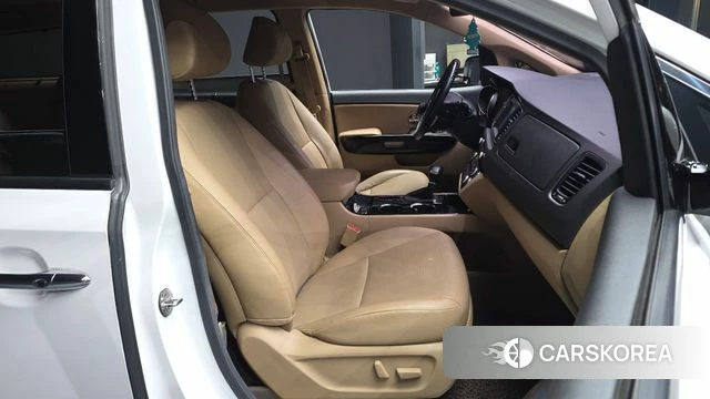 Kia The New Carnival 2018 Белый из Кореи, фото 2