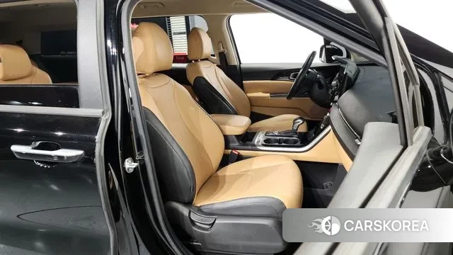 Kia Carnival 4th generation 2023 Черный из Кореи, фото 2