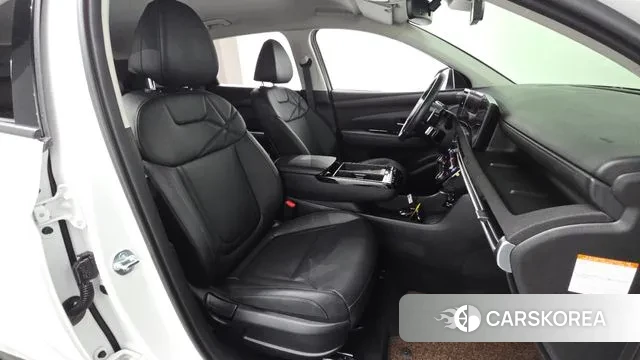 Hyundai The New Tucson Hybrid (NX4) 2025 Белый из Кореи, фото 2