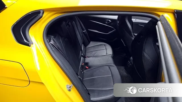 BMW 1 Series (F40) id 2889763 из Кореи 2