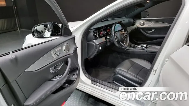 Mercedes-Benz E-Class W213 2020 Белый из Кореи, фото 2