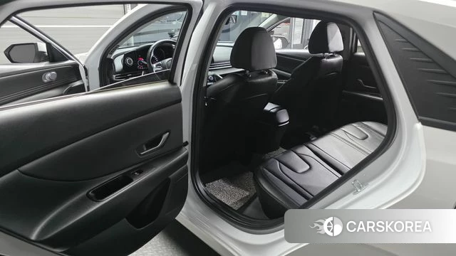Hyundai Avante (CN7) 2023 Белый из Кореи, фото 2