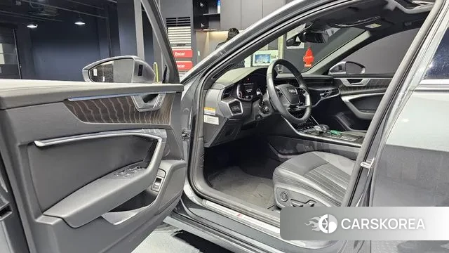 Audi A6 (C8) 2023 Серый из Кореи, фото 2