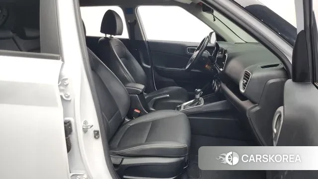 Hyundai Venue 2021 Белый из Кореи, фото 2