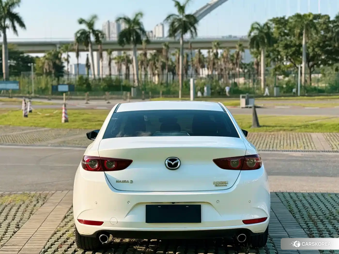 Mazda 3 2022 Белый из Китая, фото 2