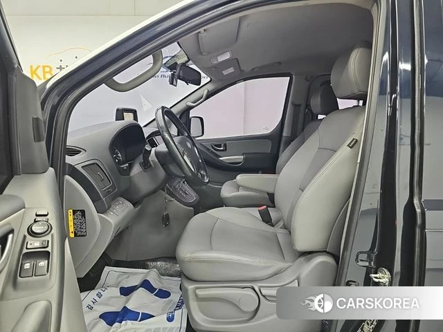 Hyundai The New Grand Starex 2020 Черный из Кореи, фото 2