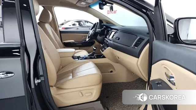 Kia The New Carnival 2020 Черный из Кореи, фото 2