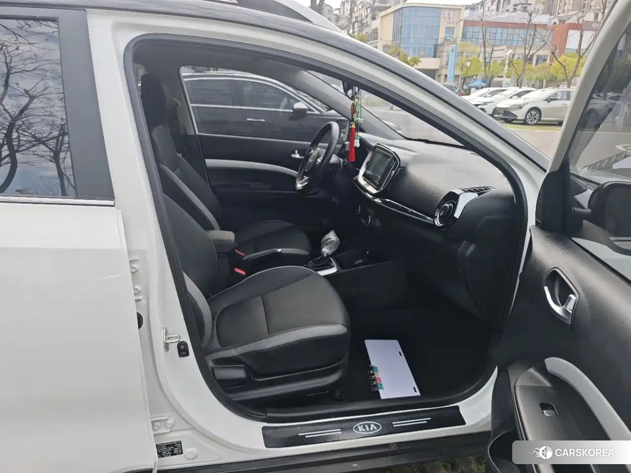 Kia KX1 2022 Белый из Китая, фото 2