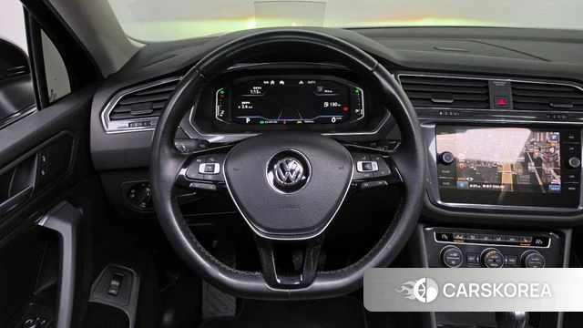 Volkswagen Tiguan Allspace 2020 Черный из Кореи, фото 2