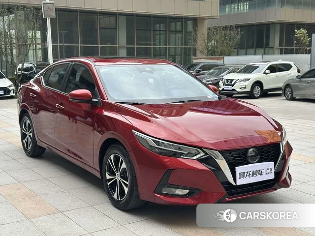 Nissan Xuan Yi 2022 Красный из Китая, фото 2