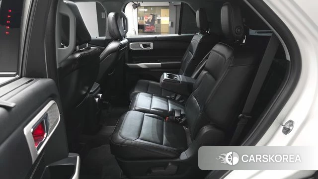 Ford Explorer 6th Generation 2020 Белый из Кореи, фото 2