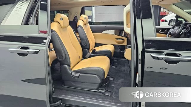 Kia Carnival 4th generation 2023 Черный из Кореи, фото 2