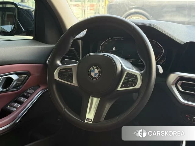 BMW 3 series 2021 Черный из Китая, фото 2