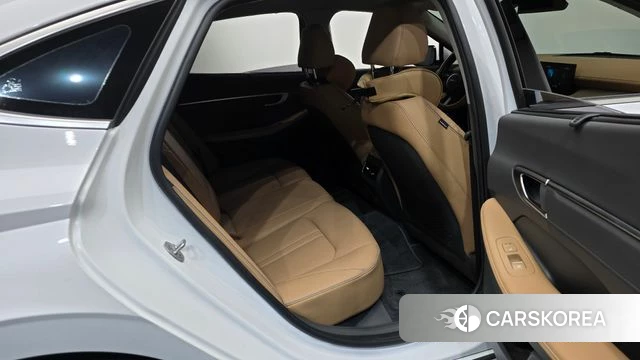 Hyundai Sonata D Edge (DN8) 2025 Белый из Кореи, фото 2