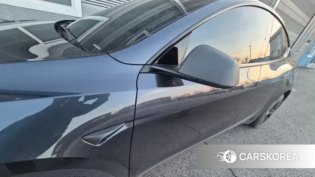 Tesla Model Y 2025 Серый из Кореи, фото 2