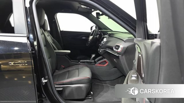 Chevrolet (GM Daewoo) Trailblazer 2022 Черный из Кореи, фото 2
