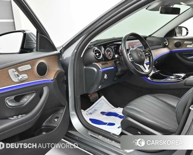 Mercedes-Benz E-Class W213 2019 Серый из Кореи, фото 2