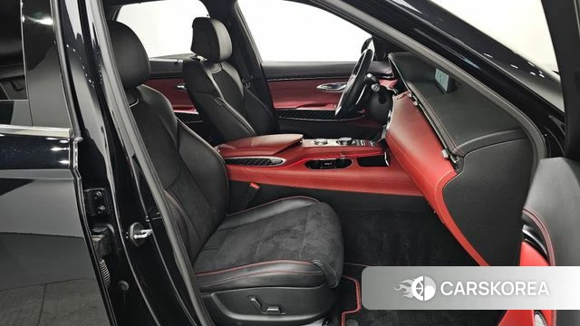 Genesis GV70 2021 Черный из Кореи, фото 2