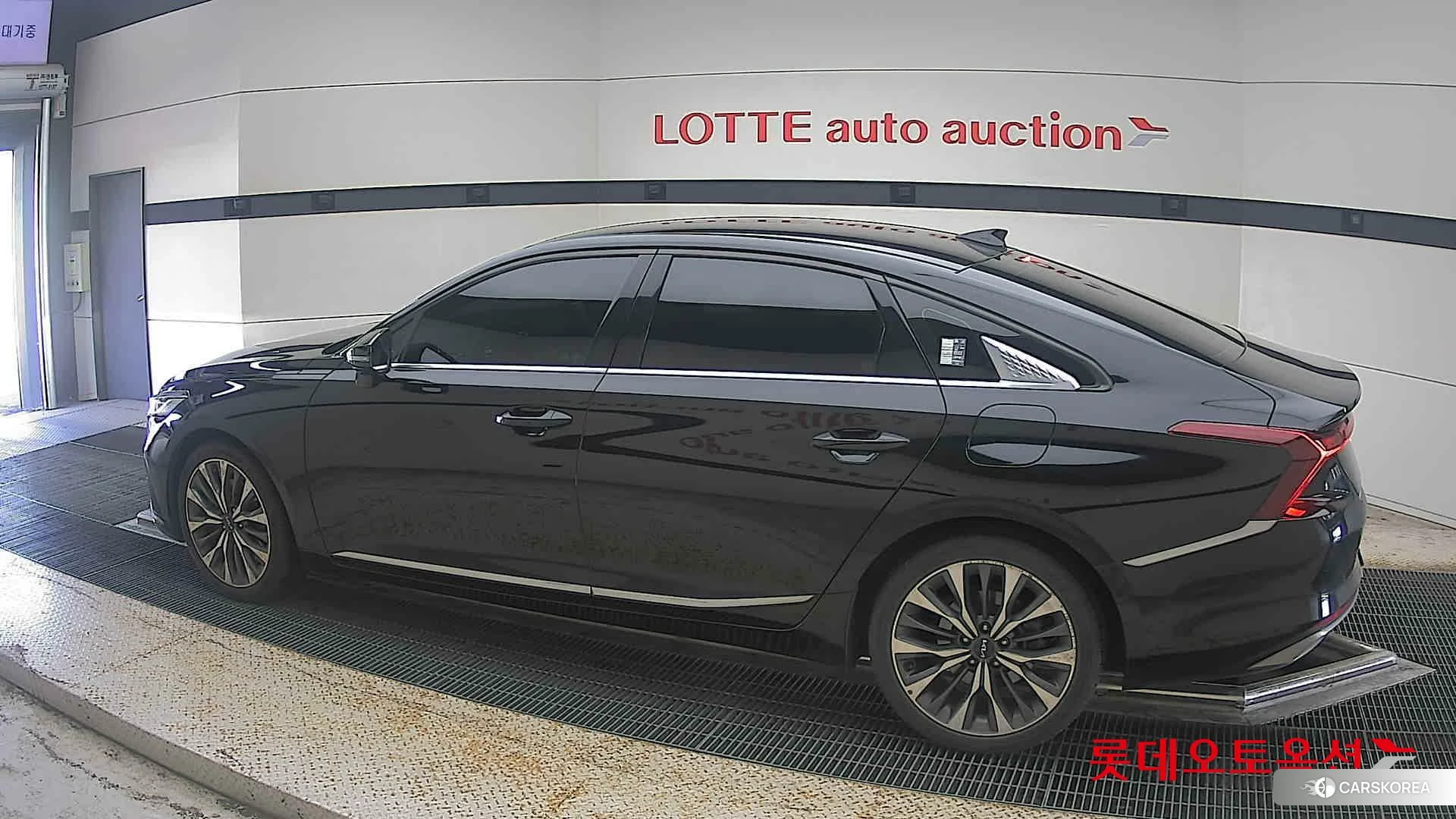 Kia K8 2023 Aurora Black Pearl из Кореи, фото 2