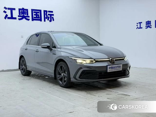 Volkswagen Golf 2023 Темно-серый из Китая, фото 2