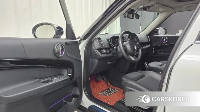 Mini Cooper Countryman 2021 Серебряный из Кореи, фото 2