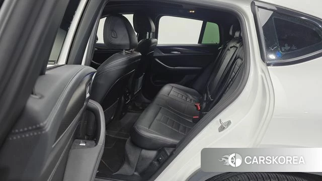 BMW X4 (G02) 2021 Белый из Кореи, фото 2