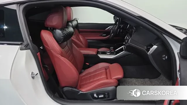 BMW 4 Series (G22) 2021 Белый из Кореи, фото 2