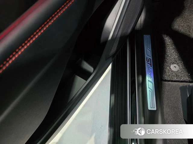 Ford Explorer 6th Generation 2025 Черный из Кореи, фото 2