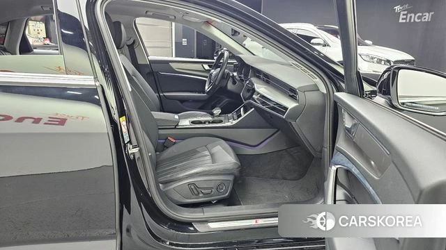 Audi A6 (C8) 2020 Черный из Кореи, фото 2