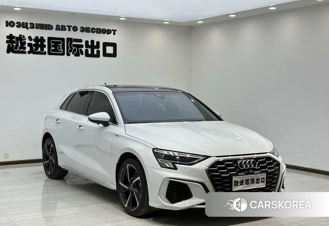 Audi A3 2023 Белый из Китая, фото 2