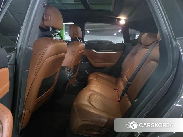 Maserati Levante 2019 Серебристо-серый из Кореи, фото 2