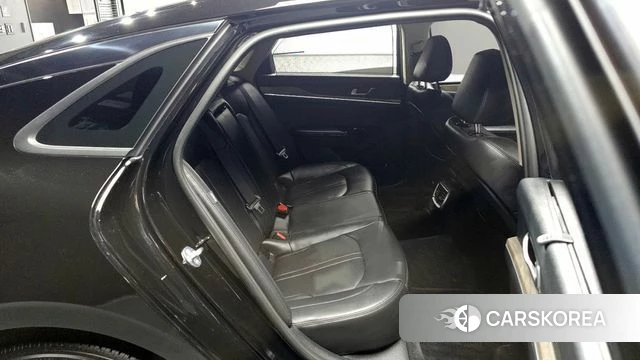 Kia K5 3rd generation 2023 Черный из Кореи, фото 2