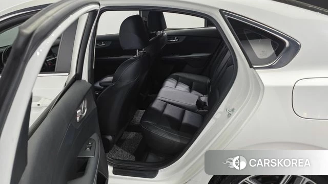 Kia Come New K3 2021 Белый из Кореи, фото 2