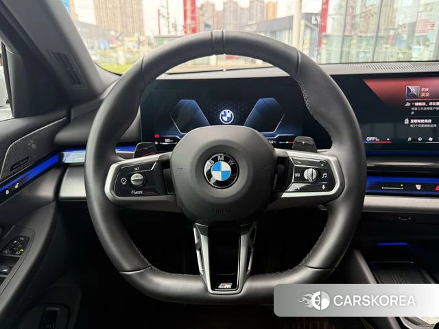 BMW 5 series 2025 Белый из Китая, фото 2