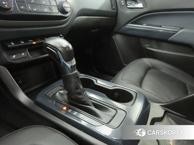 Chevrolet (GM Daewoo) Real New Colorado 2022 Черный из Кореи, фото 2