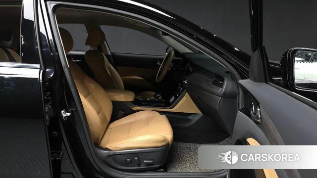 Kia K7 Premier 2020 Черный из Кореи, фото 2