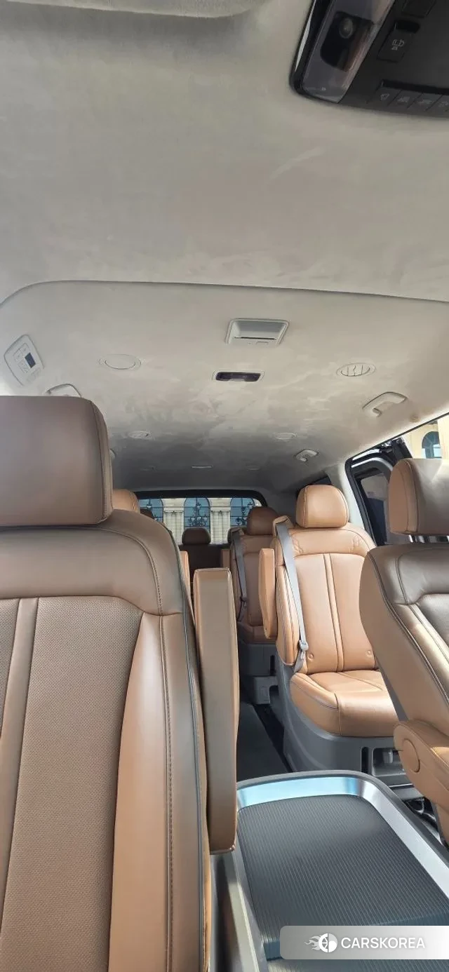 Hyundai Staria 2021 Черный из Кореи, фото 2