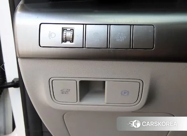 Hyundai Kona Hybrid (SX2) 2023 Белый из Кореи, фото 2