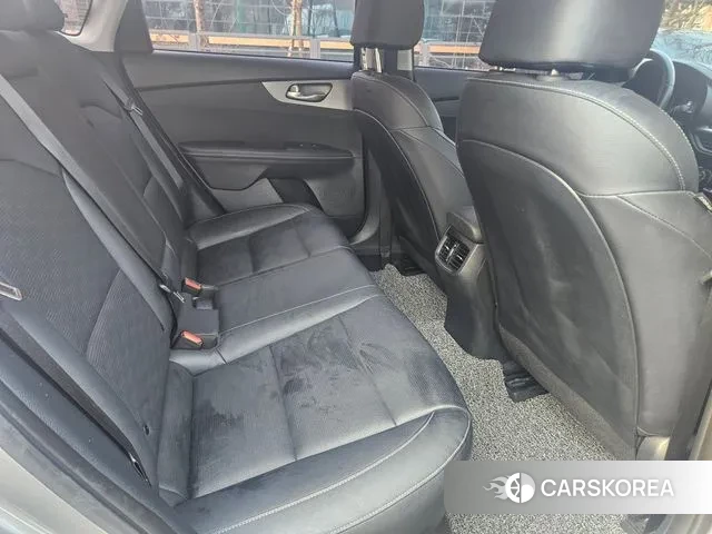 Kia Come New K3 2019 Серебристо-серый из Кореи, фото 2